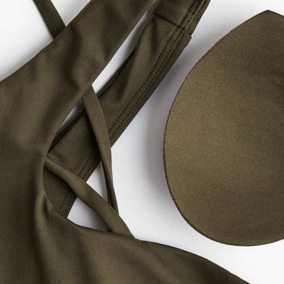 NWT H&M MOVE Asymmetrical Olive Green Women's Top - Picture 7 of 8